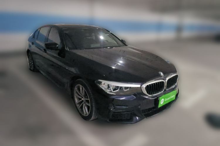Used BMW 5 Series 2019 525Li M Sport Package Front Right 45 Deg