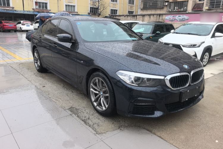 Used BMW 5 Series 2019 525i M Sport Package Front Right 45 Deg