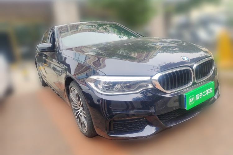 Used BMW 5 Series 2019 530Li Luxury Edition M Sport Package Front Right 45 Deg