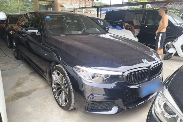 Used BMW 5 Series 2019 525Li M Sport Package Front Right 45 Deg