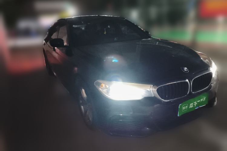 Used BMW 5 Series 2019 525Li M Sport Package Front Right 45 Deg
