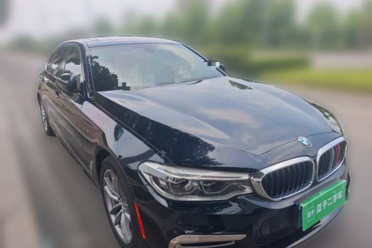 Used BMW 5 Series 2019 Restyled 525Li M Sport Package Front Right 45 Deg