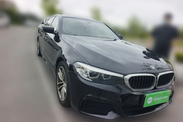 Used BMW 5 Series 2019 Restyled 525Li M Sport Package Front Right 45 Deg