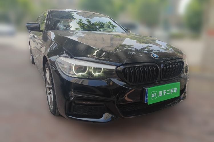 Used BMW 5 Series 2019 525Li M Sport Package Front Right 45 Deg