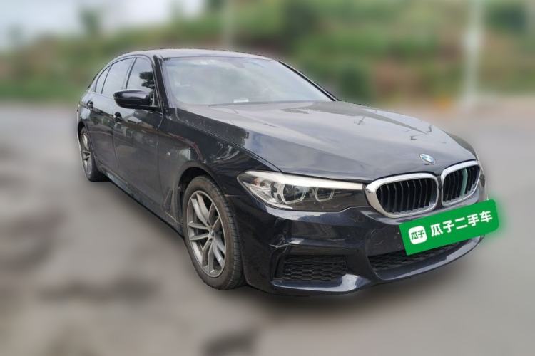 Used BMW 5 Series 2019 525Li M Sport Package Front Right 45 Deg