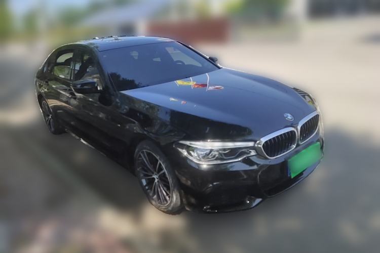 Used BMW 5 Series 2019 Restyled 530Li Luxury Edition M Sport Package Front Right 45 Deg