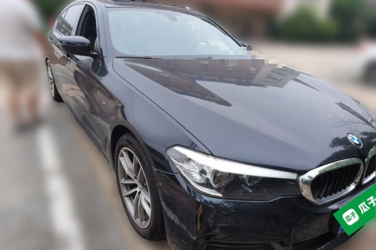 Used BMW 5 Series 2019 525Li M Sport Package Front Right 45 Deg