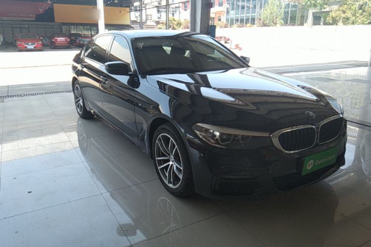 Used BMW 5 Series 2019 525Li M Sport Package Front Right 45 Deg
