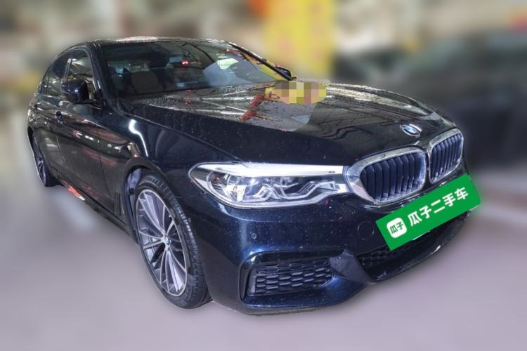 Used BMW 5 Series 2019 Restyled 530Li Luxury Edition M Sport Package Front Right 45 Deg