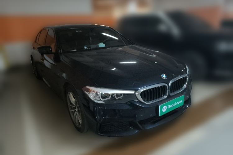 Used BMW 5 Series 2019 Restyled 525Li M Sport Package Front Right 45 Deg