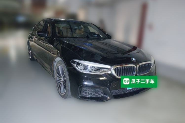 Used BMW 5 Series 2019 Restyled 530Li Luxury Edition M Sport Package Front Right 45 Deg