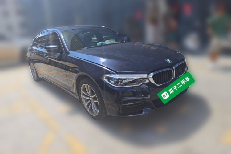 Used BMW 5 Series 2019 525Li M Sport Package Front Right 45 Deg