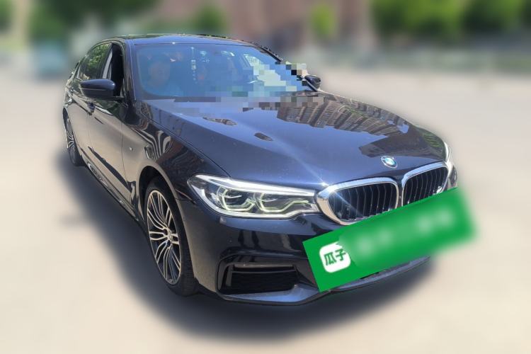 Used BMW 5 Series 2019 530Li Luxury Edition M Sport Package Front Right 45 Deg
