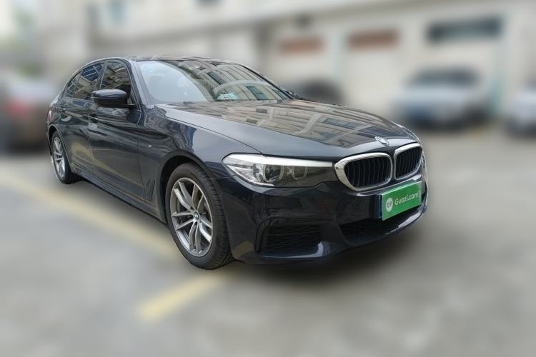 Used BMW 5 Series 2019 Restyled 525Li M Sport Package Front Right 45 Deg