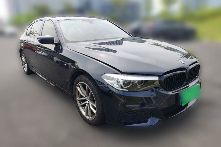 Used BMW 5 Series 2019 Restyled 525Li M Sport Package Front Right 45 Deg