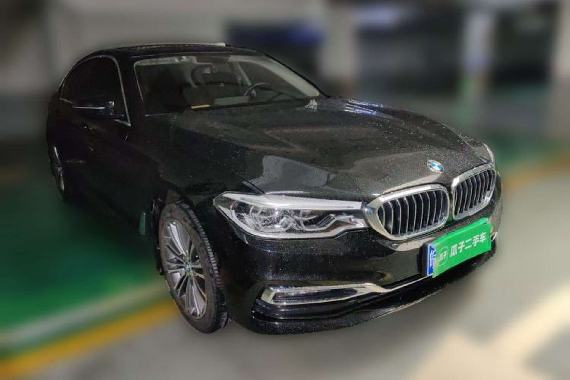 Used BMW 5 Series 2019 530Li Luxury Edition Premium Package Front Right 45 Deg