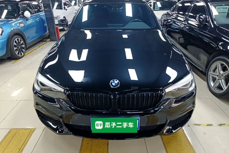 Used BMW 5 Series 2019 Facelifted 530Li Leading Edition M Sport Package Front