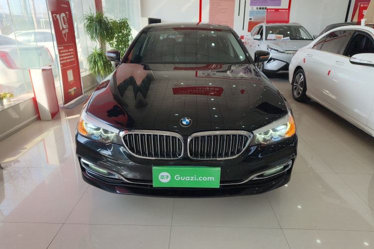 Used BMW 5 Series 2019 530Li xDrive Luxury Package Front