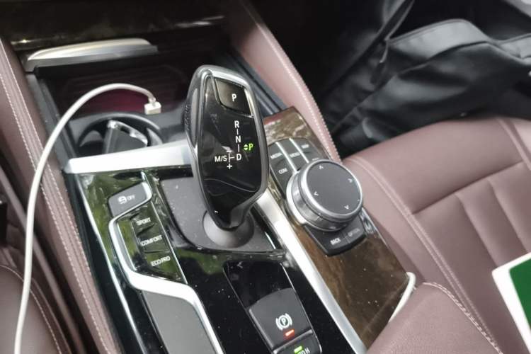 Used BMW 5 Series 2019 Restyled 525Li M Sport Package Gear Lever