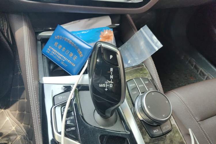 Used BMW 5 Series 2019 525Li M Sport Package Gear Lever