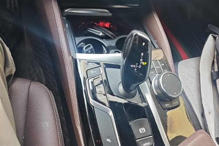 Used BMW 5 Series 2019 Restyled 525Li M Sport Package Gear Lever