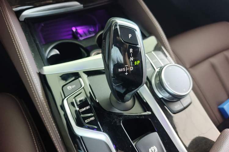 Used BMW 5 Series 2019 525Li M Sport Package Gear Lever