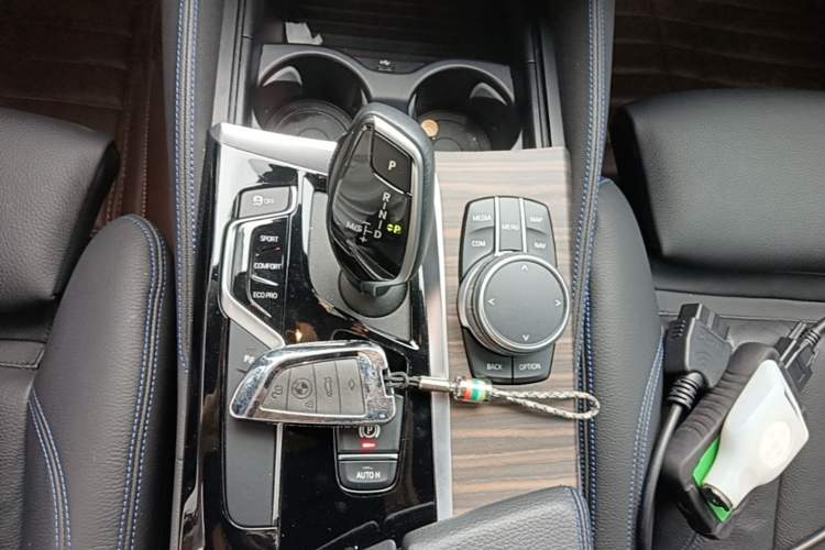Used BMW 5 Series 2019 Facelifted 530i M Sport Package Gear Lever