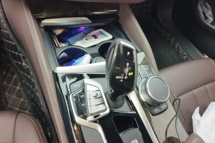 Used BMW 5 Series 2019 Restyled 525Li M Sport Package Gear Lever