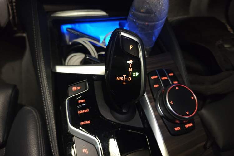 Used BMW 5 Series 2019 530i M Sport Package Gear Lever