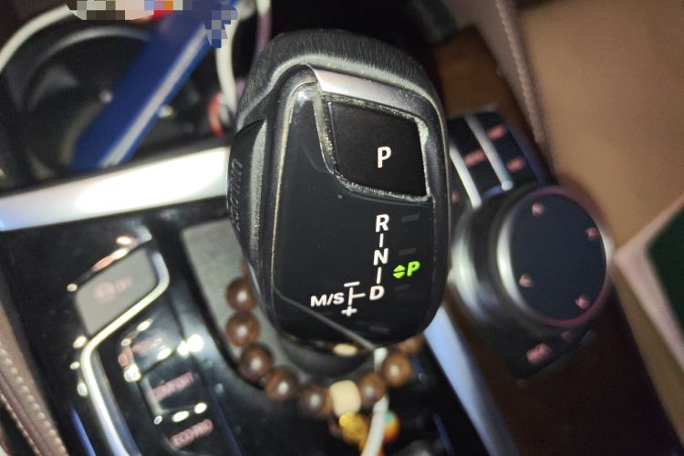 Used BMW 5 Series 2019 Facelifted 525Li Luxury Package Gear Lever