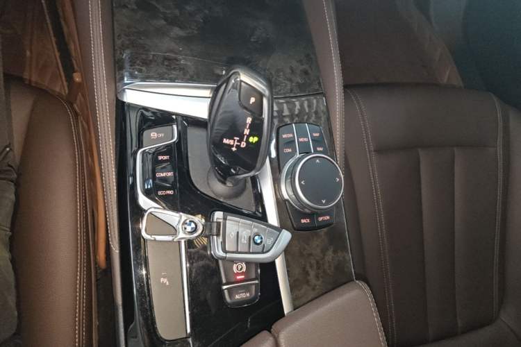 Used BMW 5 Series 2019 525Li M Sport Package Gear Lever