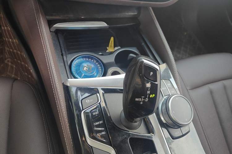 Used BMW 5 Series 2019 525Li M Sport Package Gear Lever