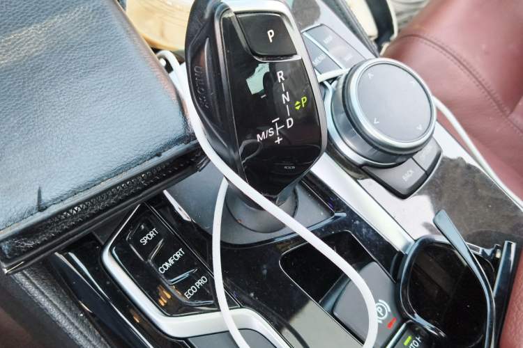 Used BMW 5 Series 2019 530Li Leading Model M Sport Package Gear Lever