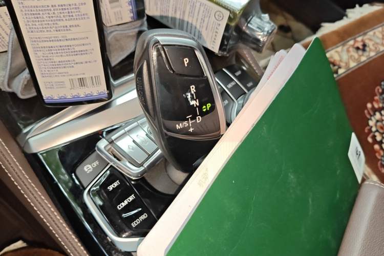 Used BMW 5 Series 2019 525Li M Sport Package Gear Lever