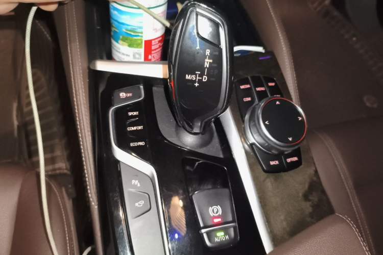 Used BMW 5 Series 2019 525Li M Sport Package Gear Lever