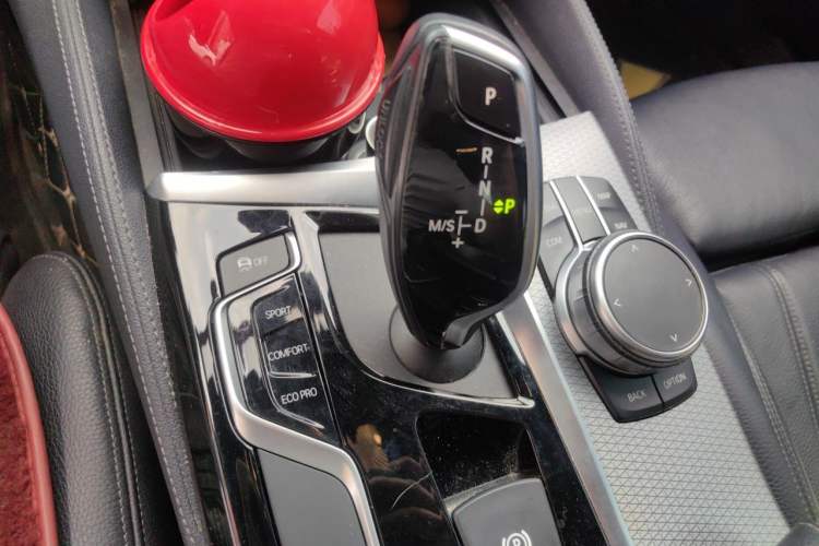 Used BMW 5 Series 2019 Restyled 525i M Sport Package Gear Lever