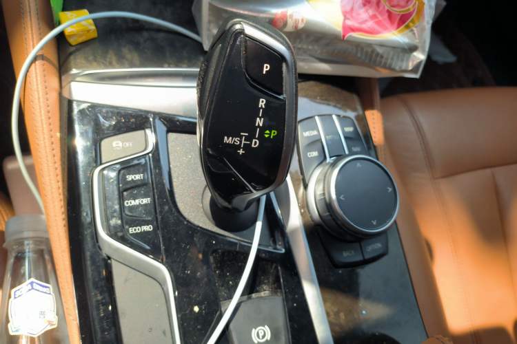 Used BMW 5 Series 2019 530Li Leading Model M Sport Package Gear Lever