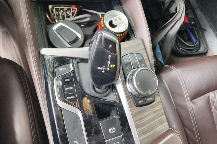 Used BMW 5 Series 2019 530Li Leading Model Luxury Package Gear Lever