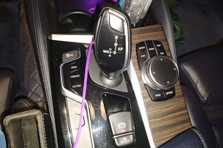 Used BMW 5 Series 2019 Facelifted 530i M Sport Package Gear Lever