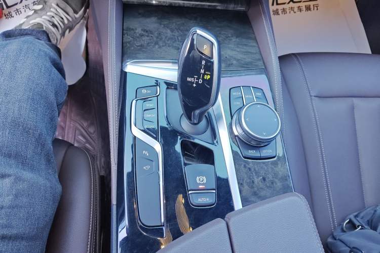 Used BMW 5 Series 2019 Restyled 525Li M Sport Package Gear Lever