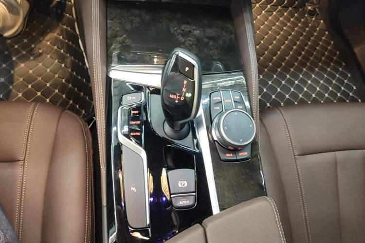 Used BMW 5 Series 2019 Restyled 525Li M Sport Package Gear Lever