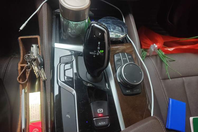 Used BMW 5 Series 2019 Facelifted 525Li Luxury Package Gear Lever