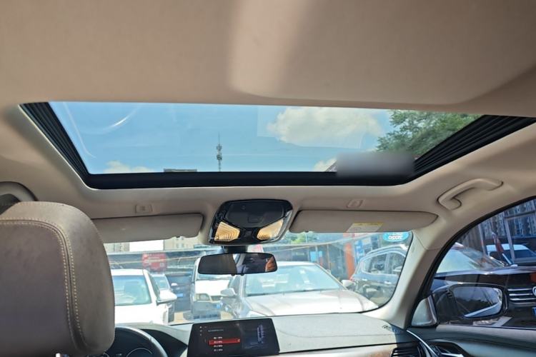 Used BMW 5 Series 2019 Facelifted 525Li Luxury Package Headliner