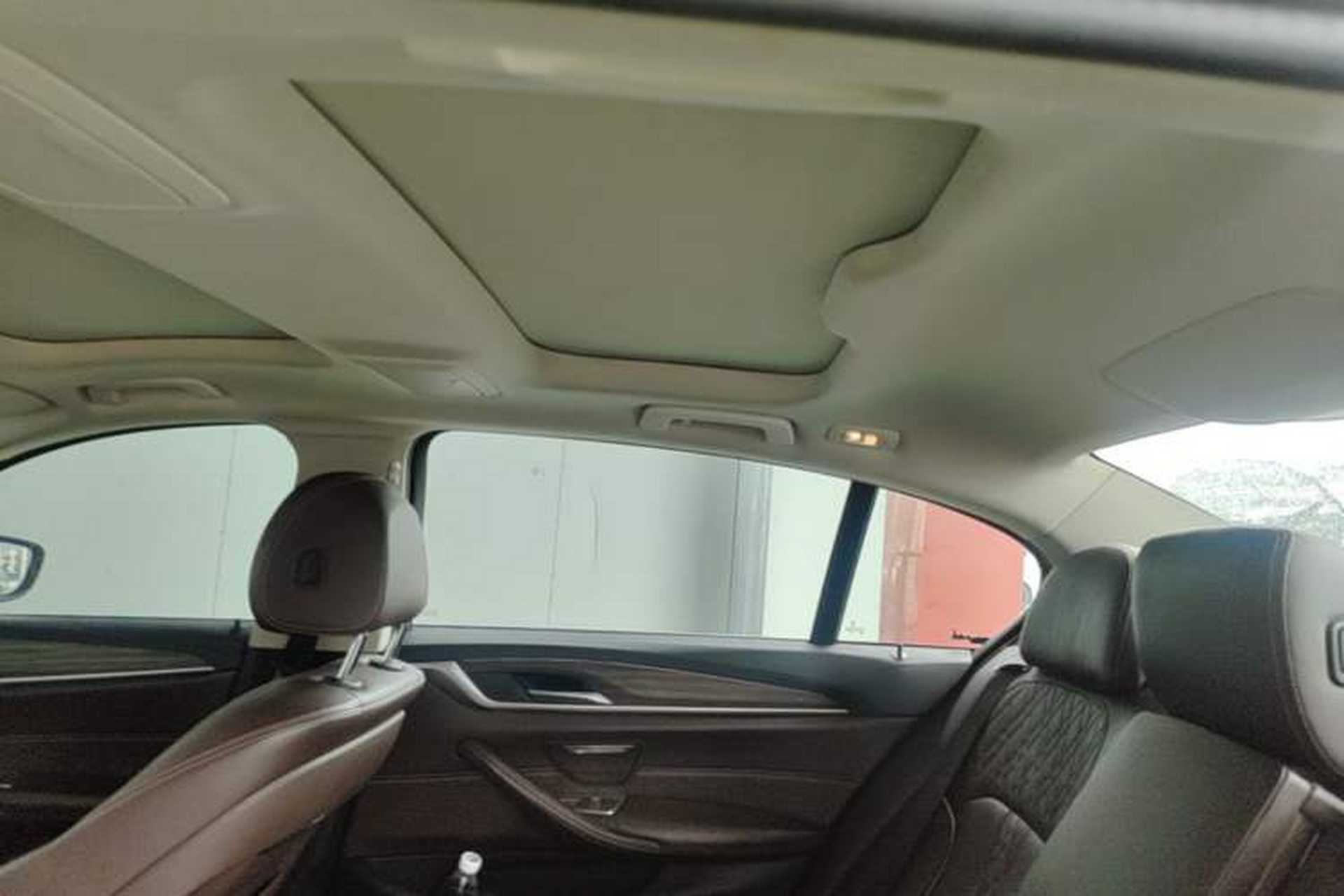 Used BMW 5 Series 2019 530Li Leading Model Luxury Package Headliner