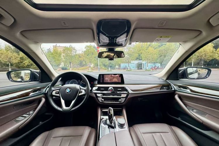 Used BMW 5 Series 2019 Facelifted 525Li Luxury Package Headliner