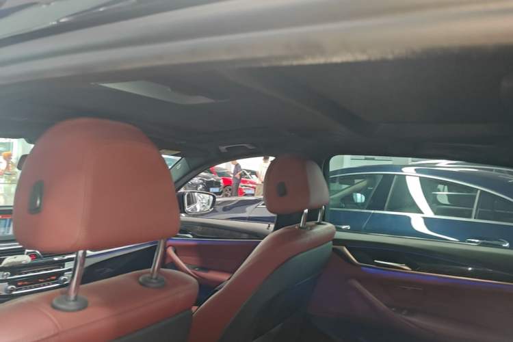 Used BMW 5 Series 2019 Facelifted 530Li Leading Edition M Sport Package Headliner