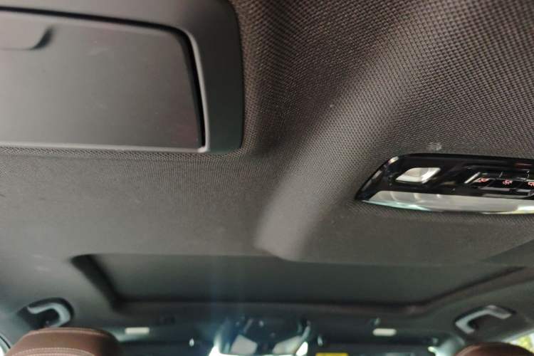 Used BMW 5 Series 2019 Restyled 525Li M Sport Package Headliner