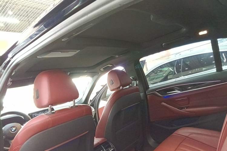 Used BMW 5 Series 2019 530Li Leading Model M Sport Package Headliner