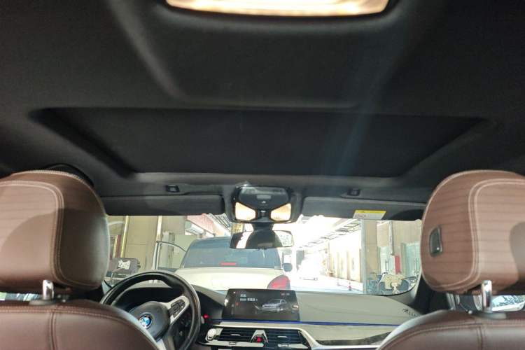 Used BMW 5 Series 2019 525Li M Sport Package Headliner