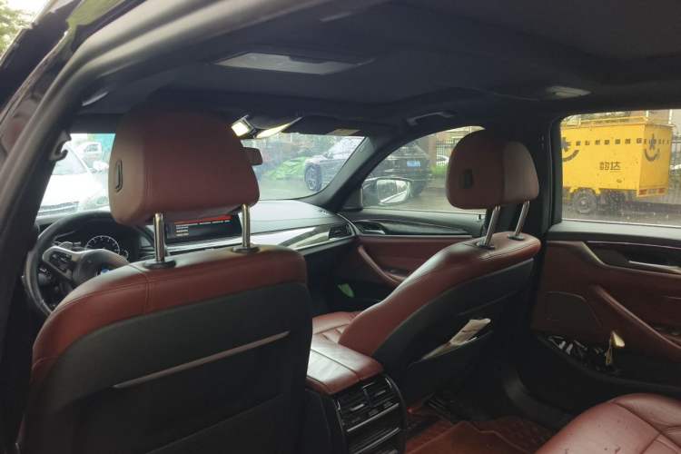 Used BMW 5 Series 2019 Facelifted 530Li Leading Edition M Sport Package Headliner